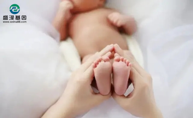 公婆要求做親子鑒定，剛生完孩子的兒媳嚎啕大哭