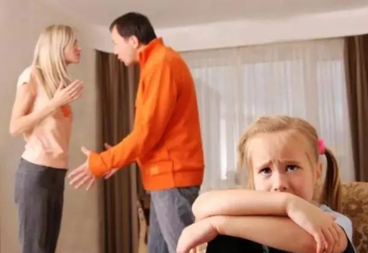 丈夫親子鑒定孩子父母成婚姻必備，真的是女性“不安分”？