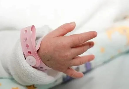 丈夫親子鑒定孩子父母成婚姻必備，真的是女性“不安分”？